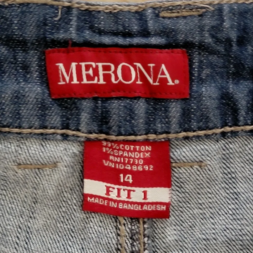 Merona Size 14 Denim Jean Shorts with 4.5" Inseam - Image 3