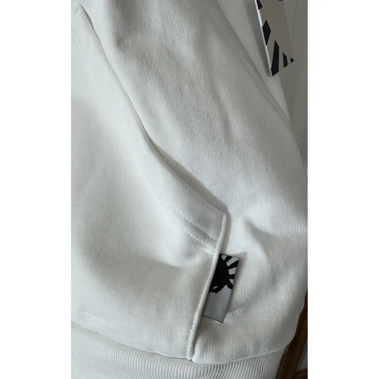 NWT Team Liquid Legacy CHENILLE HOODIE Sz S Heavy Weight Embroidered Large Print White - Image 5