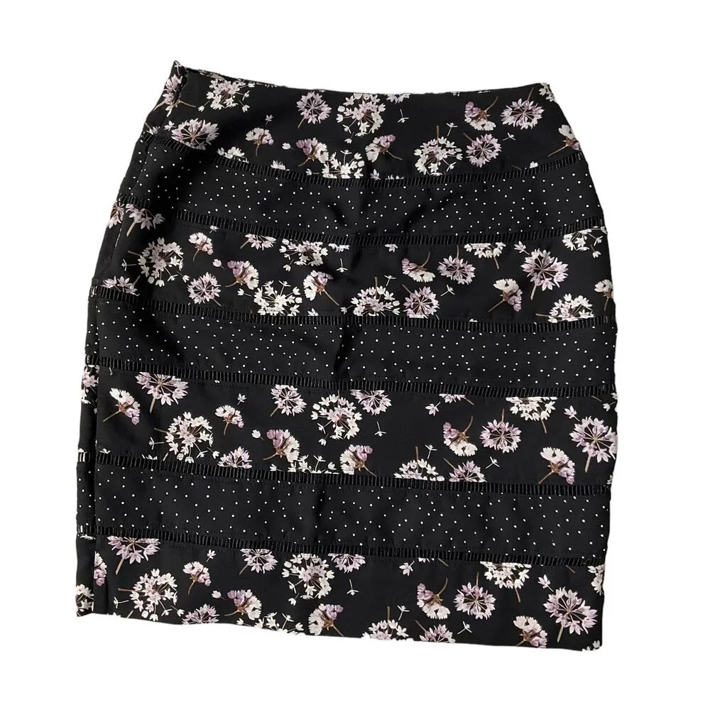White House Black Market Black Floral Side Zip Pencil Skirt Women Size 6 | 49-4 - Image 2