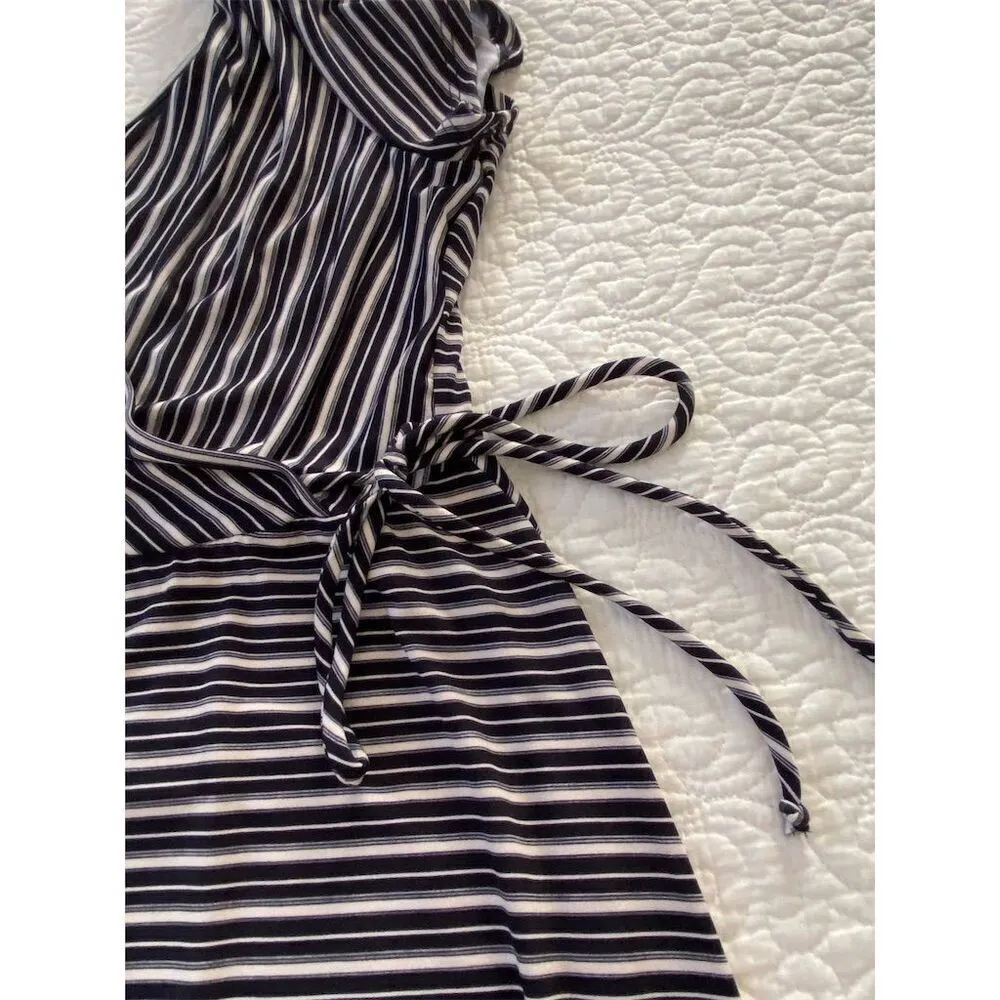 Kaleigh NWOT Navy/White Striped Surplice Dress Size S Knee Length Deep V - Image 8