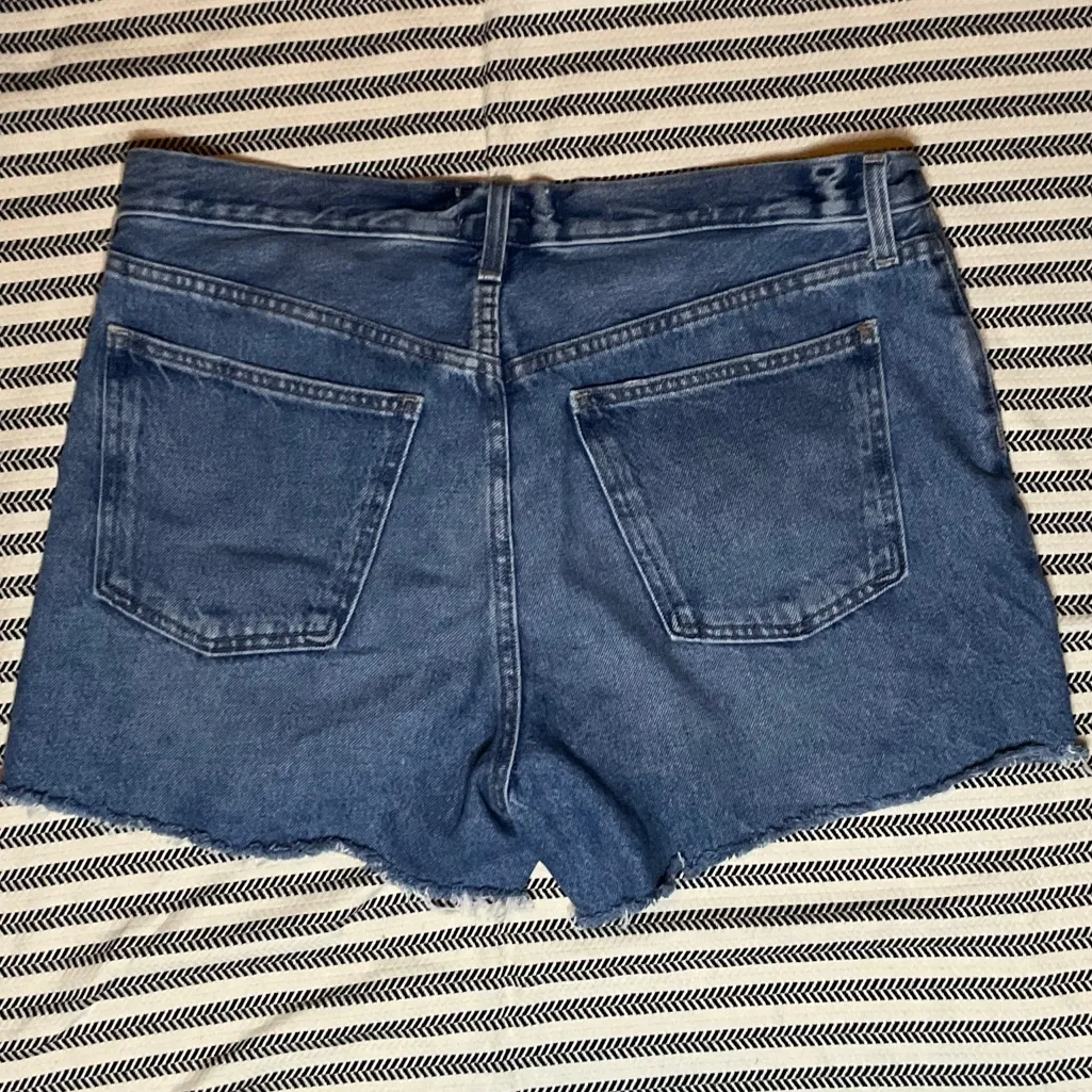 Universal Thread Classic Blue Jean Shorts - Image 5