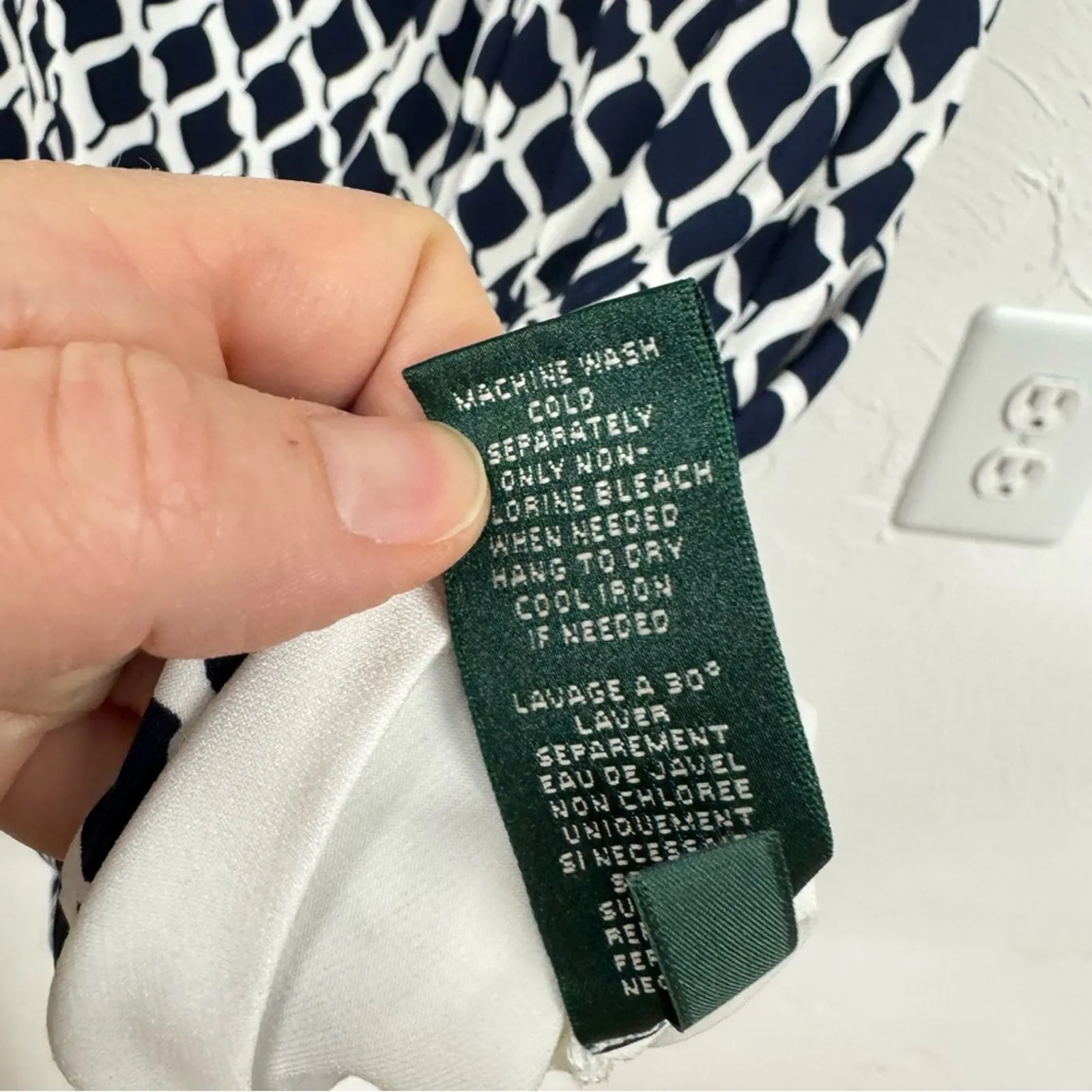 Lauren Ralph Lauren Blue & White Printed Gathered Front Sheath Dress Mini 4 - Image 8