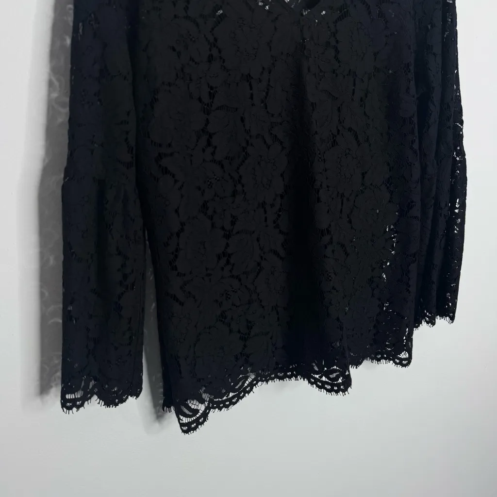 White House Black Market Black V-Neck Lace Top w/ Inner‎ Tank Top Size Large - Image 3