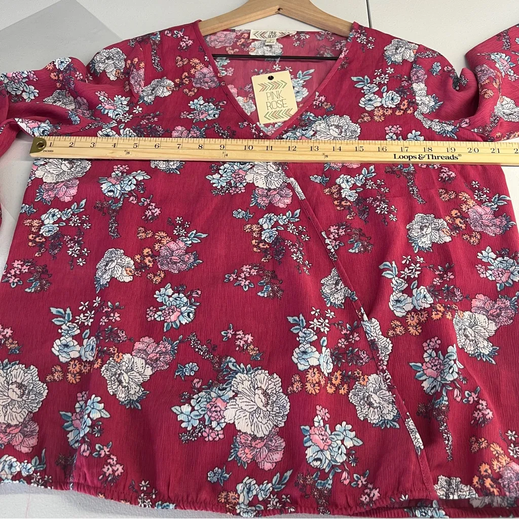 Pink Rose Women's Crepe Floral Flare Sleeve Crossover V-Neck Faux Wrap Top NWT L - Image 12