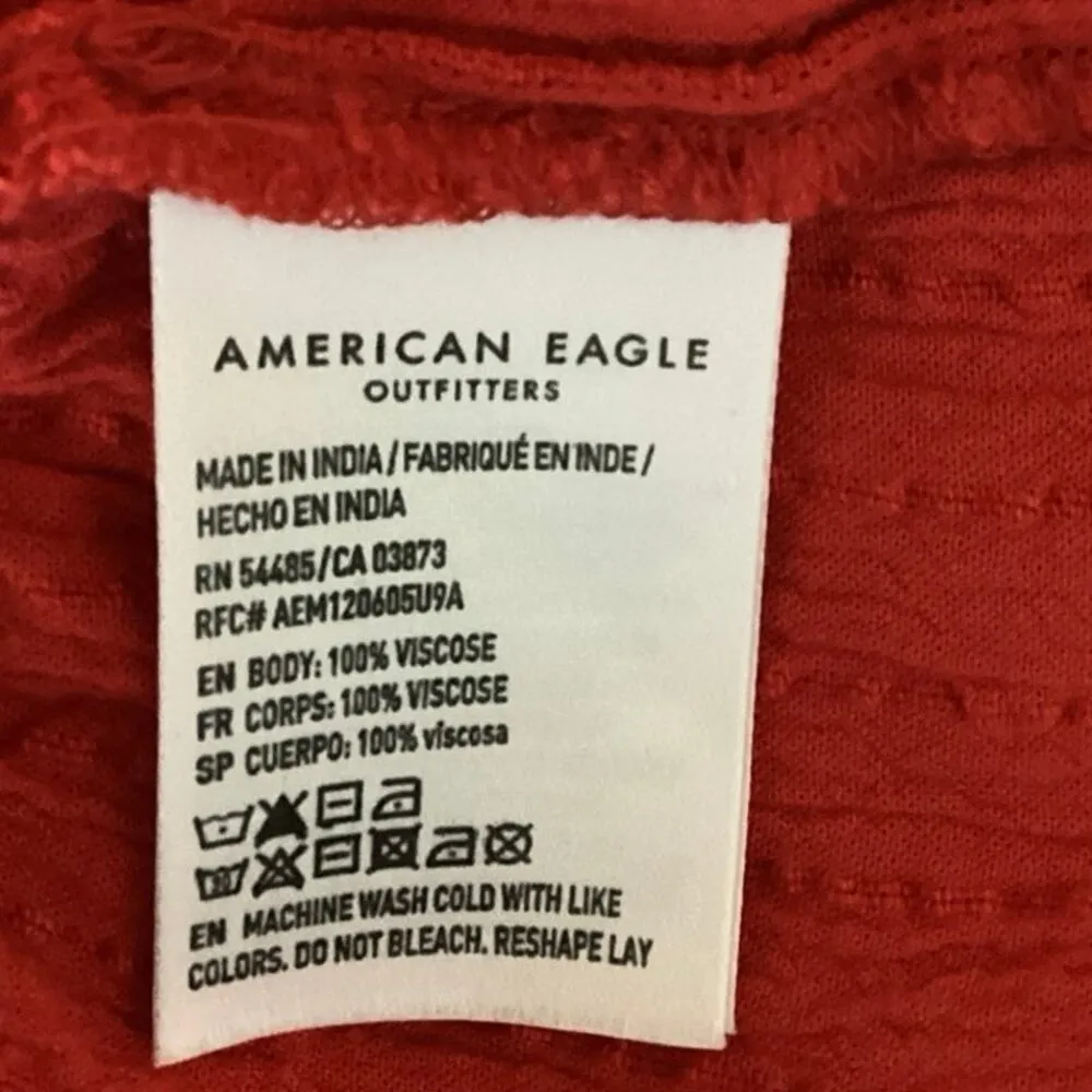 American Eagle Red V Neck Sleeveless Twist Front Cropped Tank Top Size XS - Image 4