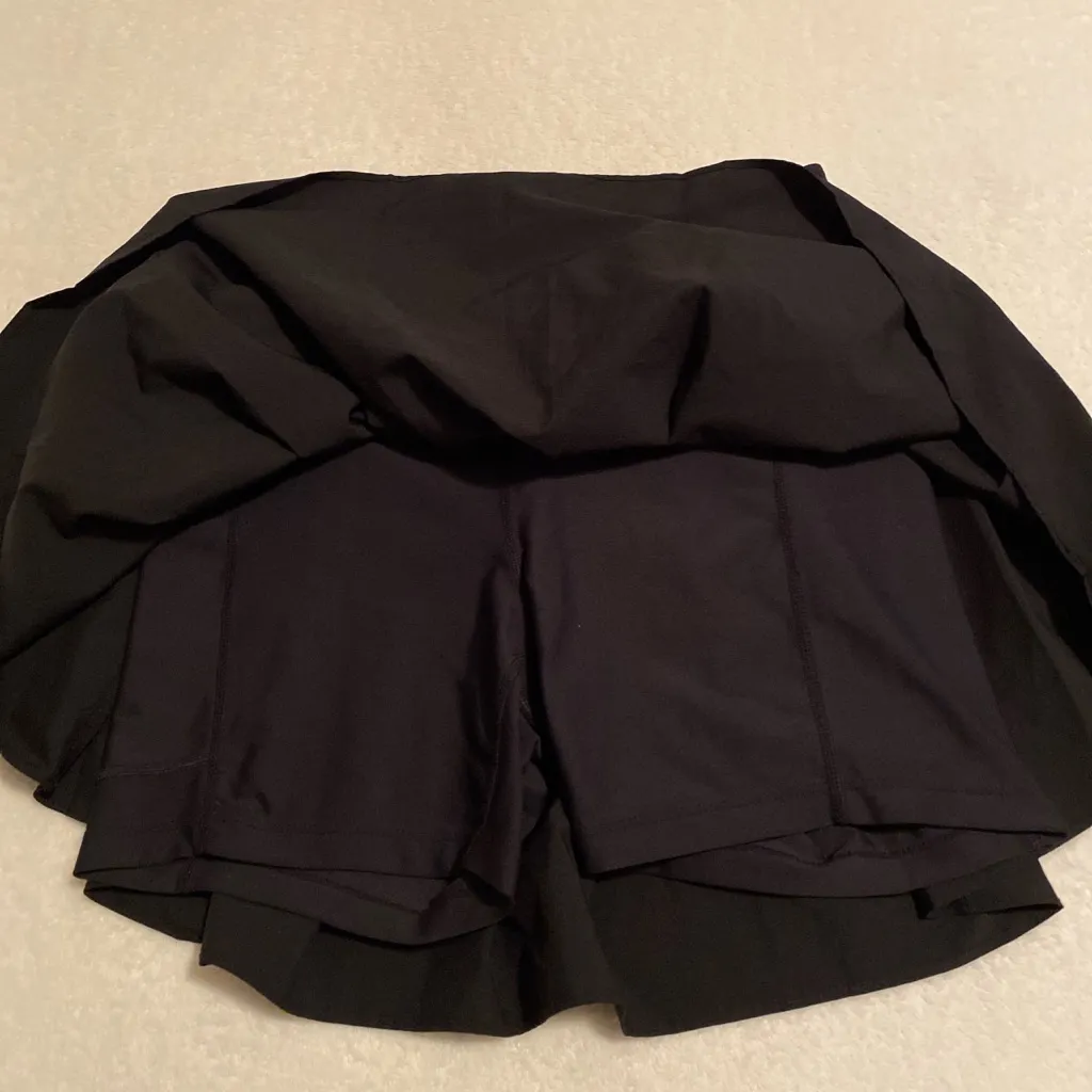 Old Navy Black Skort - Image 6