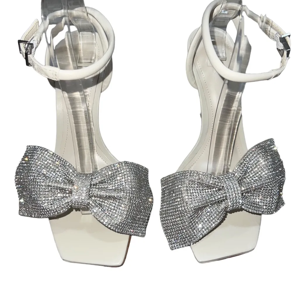 NEW NIB  Mila Rhinestone Bow Heel Sandal In Pearl - Image 8