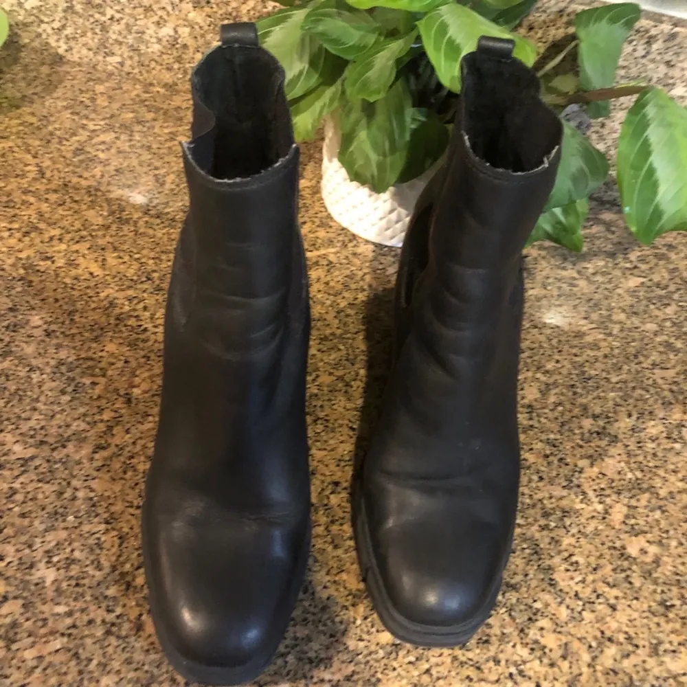 Women's Steve Madden Boots Black Size 9 - Image 3