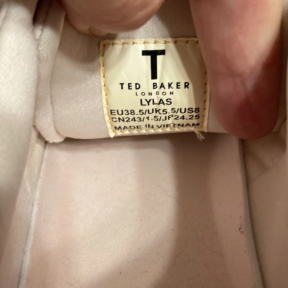 Ted Baker Lylas Snickers size 8 used but in very good condition see all photos - Image 5