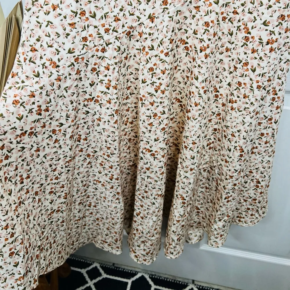 Wishlist Women's Cream Floral Handkerchief Midi Dress Multicolor Size M - Image 7