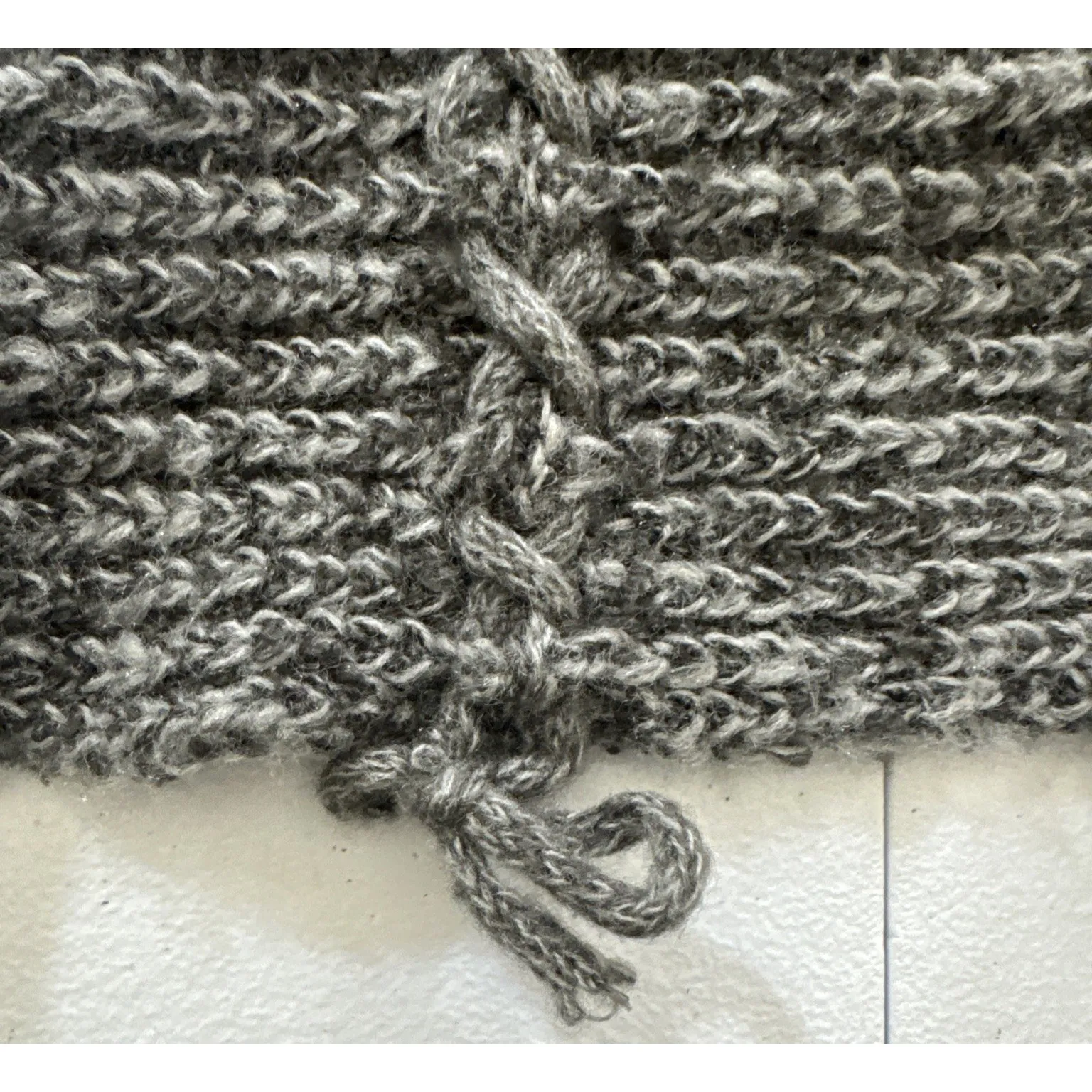 XOXO Women's Gray Cable Knit Faux Fur Trim Open Front Cardigan‎ Sweater M - Image 9