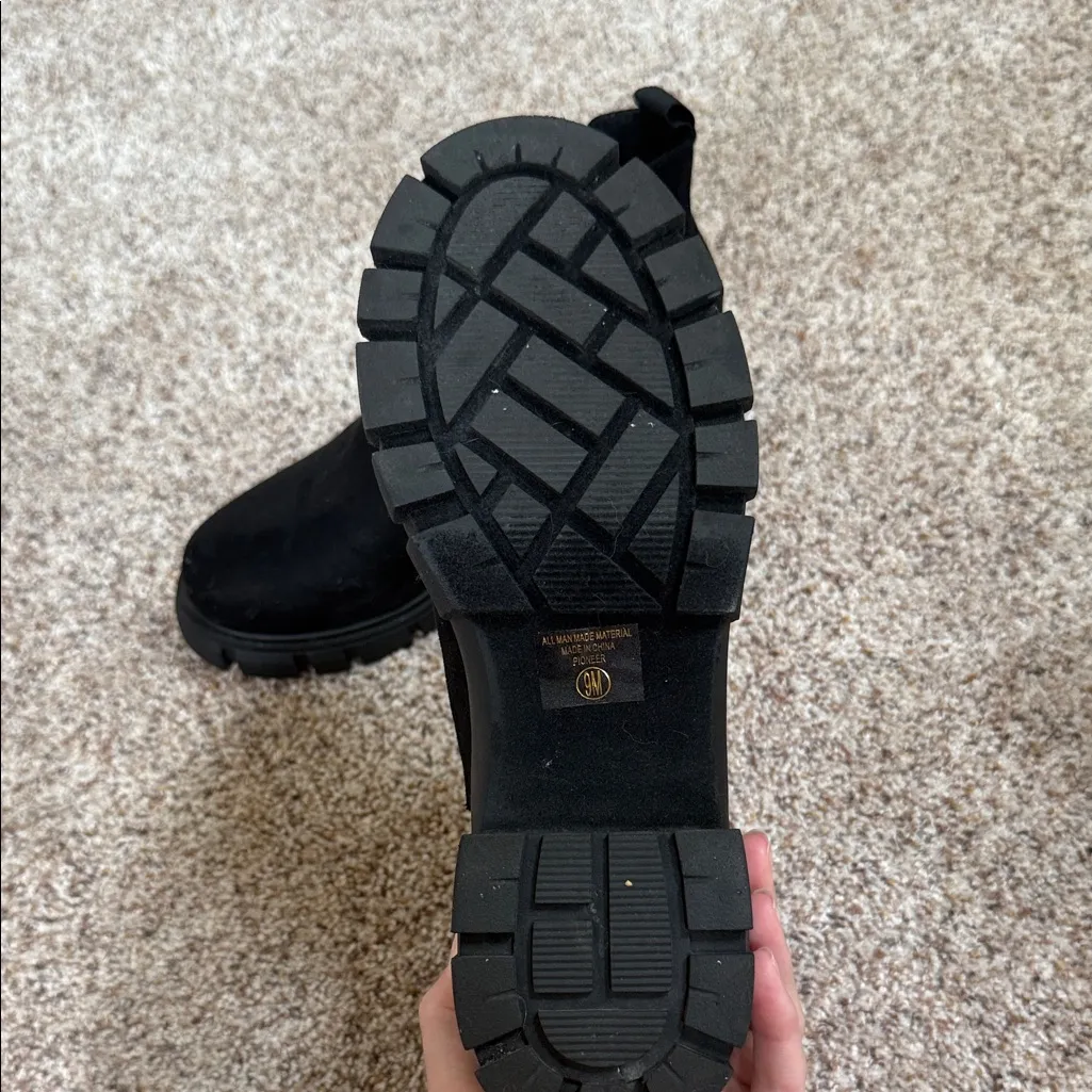 Black Women's Combat Boots - Image 2