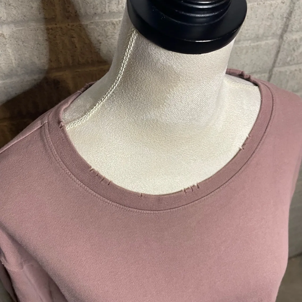 Peace Love World‎ Mauve Raw Edge Crewneck Distressed Casual Sweatshirt Size XS - Image 2