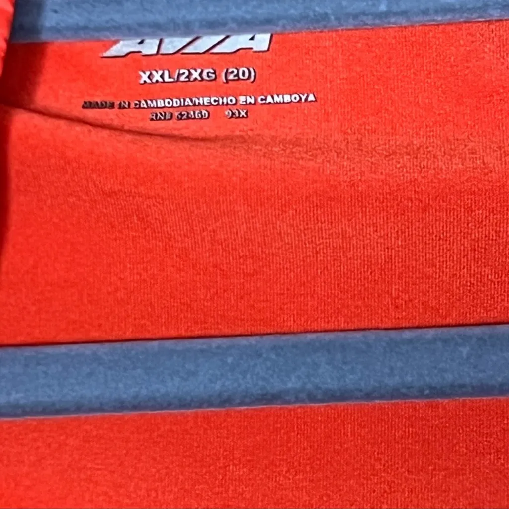 Avia Women's Red 1/4 Zip Pullover Drawstring Hoodie Size 2XL - Image 4