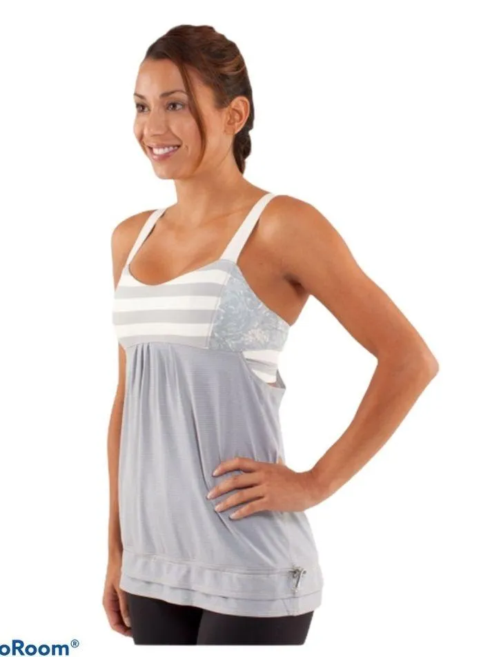 Lululemon Gray & White Back on Track Bra Tank size 4 - Image 2