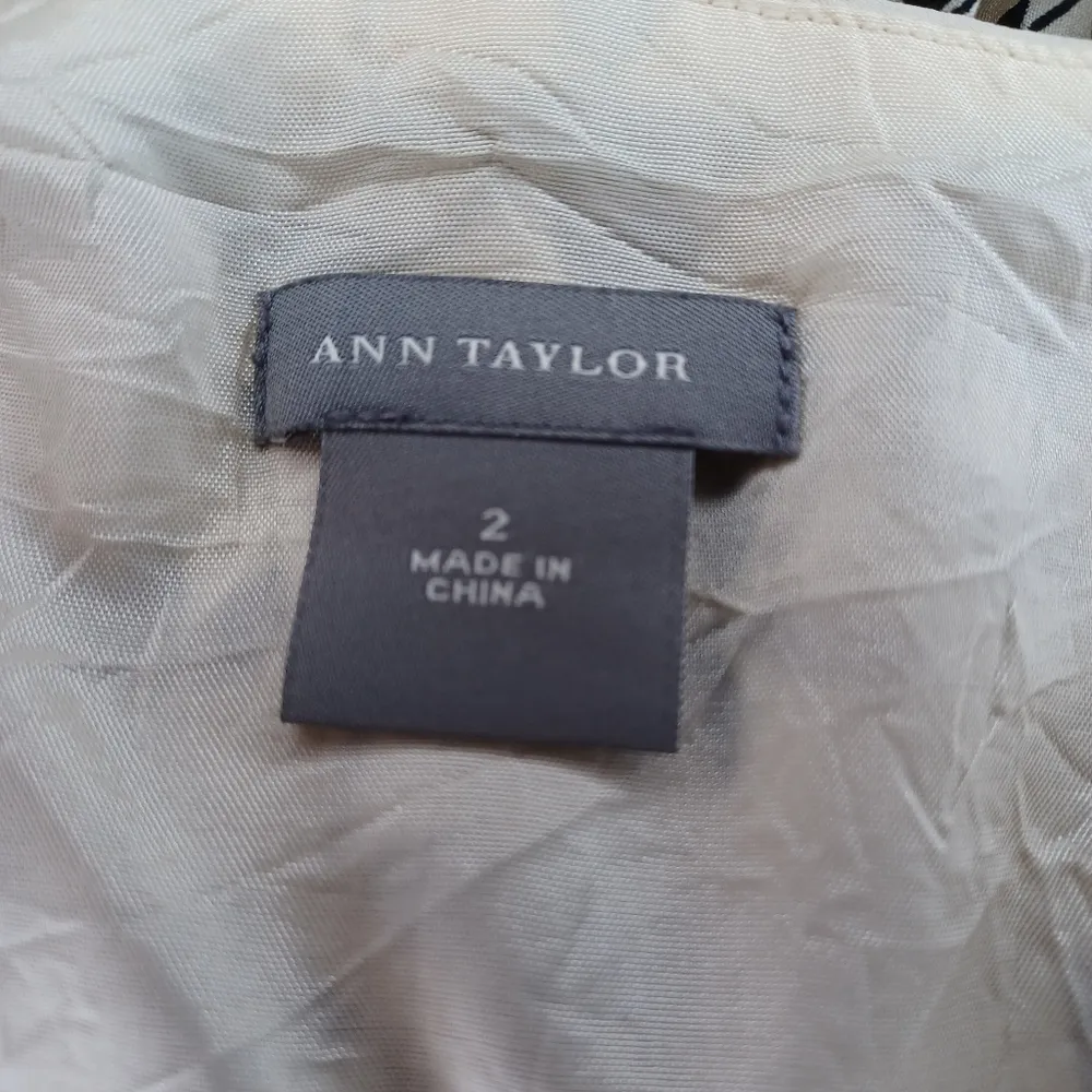 Ann Taylor 100% Silk Sleeveless Black and Cream Floral Dress Size 2 - Image 11