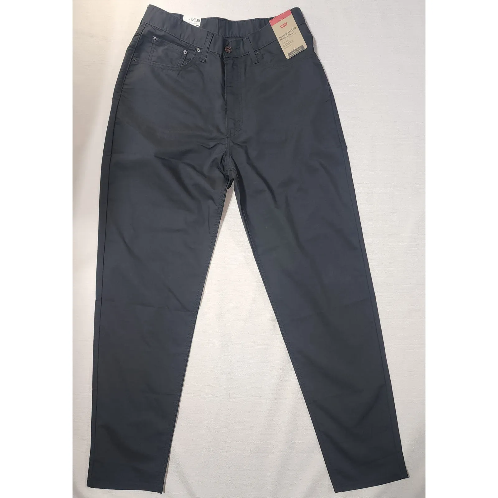 Levi's high waisted mom jeans 30 x30 - Image 2