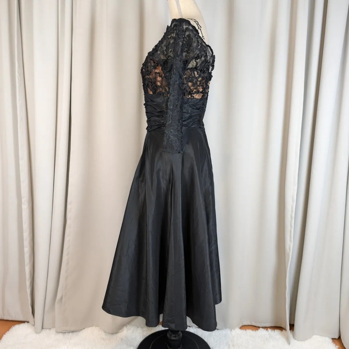 Vintage 1950s Black Lace Cocktail Dress Ruched Waist Full Skirt Mid-Century - Image 15