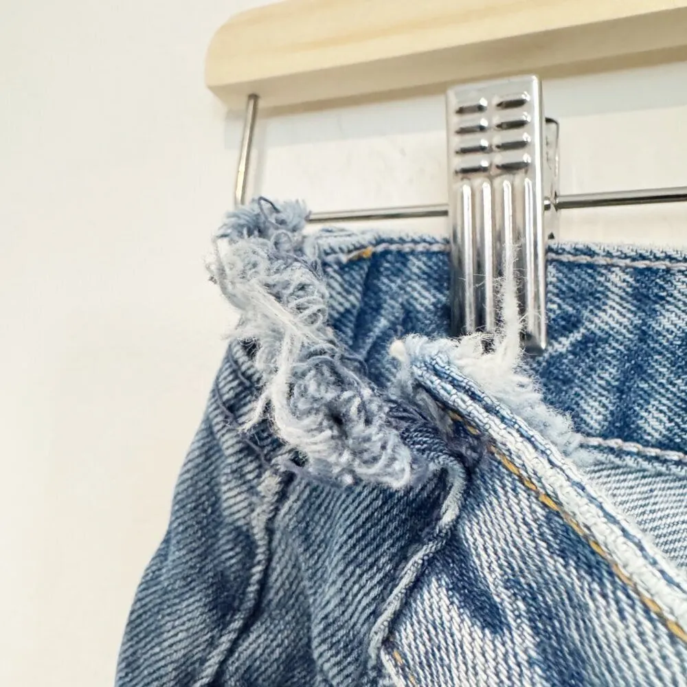 GRLFRND Sophie Mid Rise Two‎ Tone Blue Raw Hem Jean Shorts Rigid Casual Size 24 - Image 8