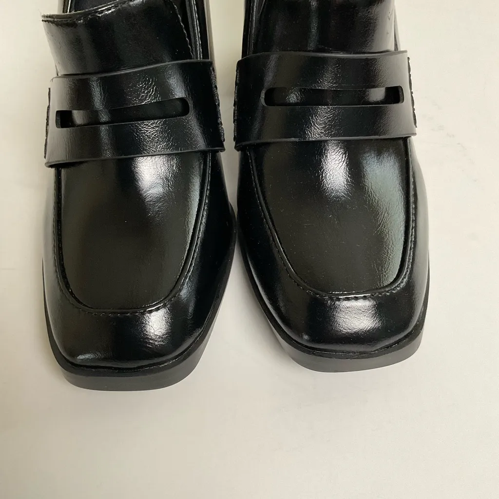 Dolce Vita Flora Loafer Style Block Heel Shors Size 6.5 Black - Image 5