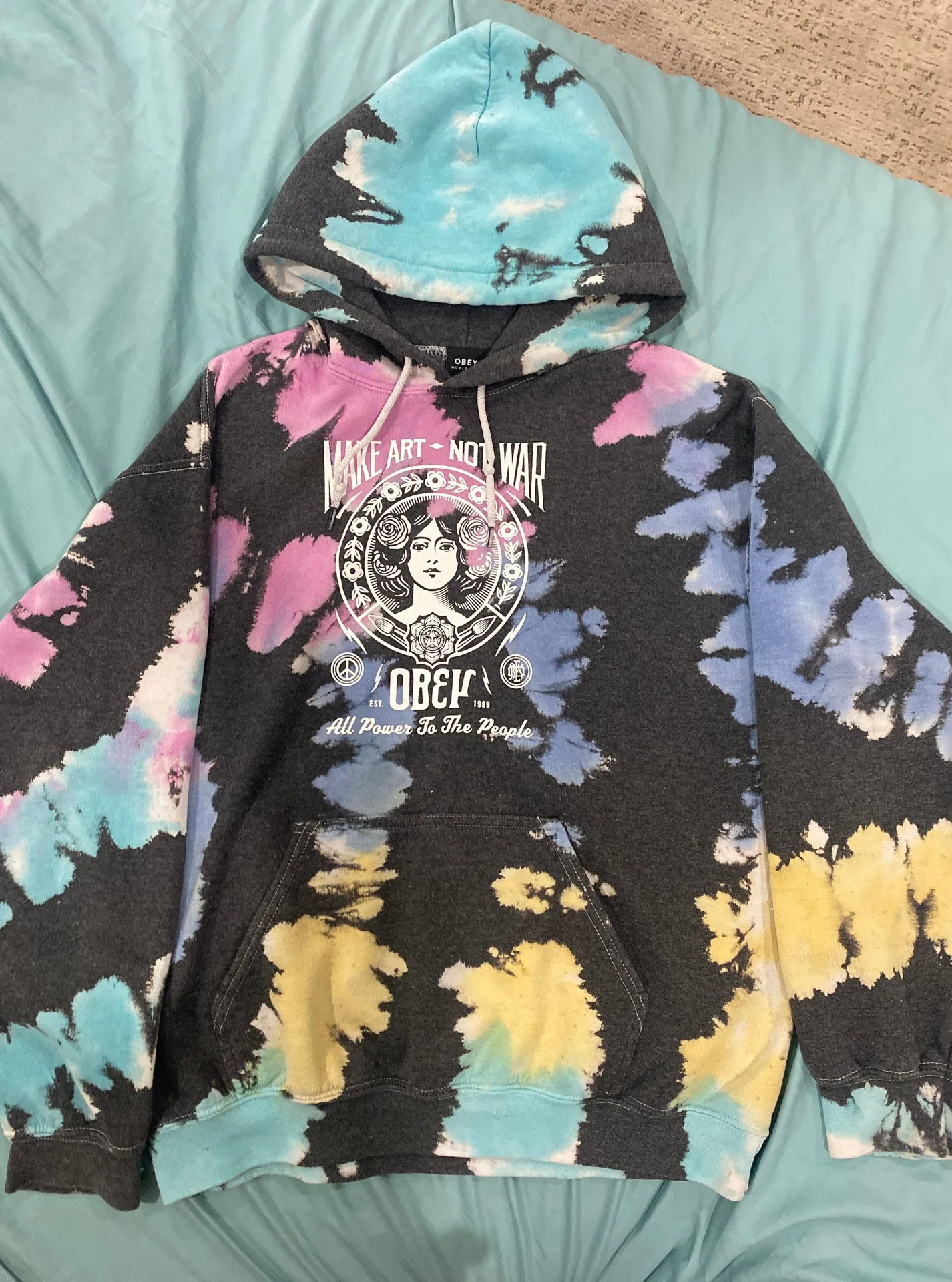 Obey Sweatshirt - Image 3