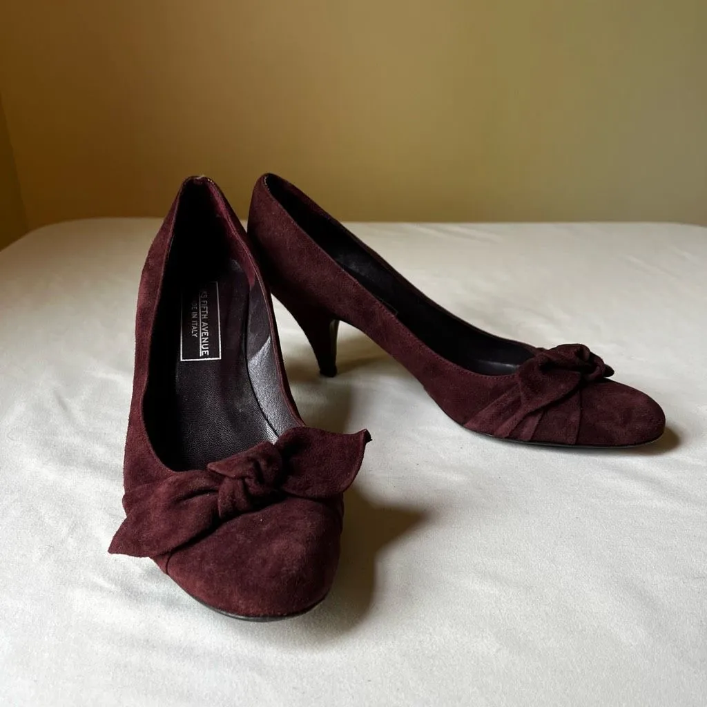 Saks Fifth Avenue Burgundy Suede Pumps w/ Bow Detail Made in‎ Italy Size 8 - Image 5