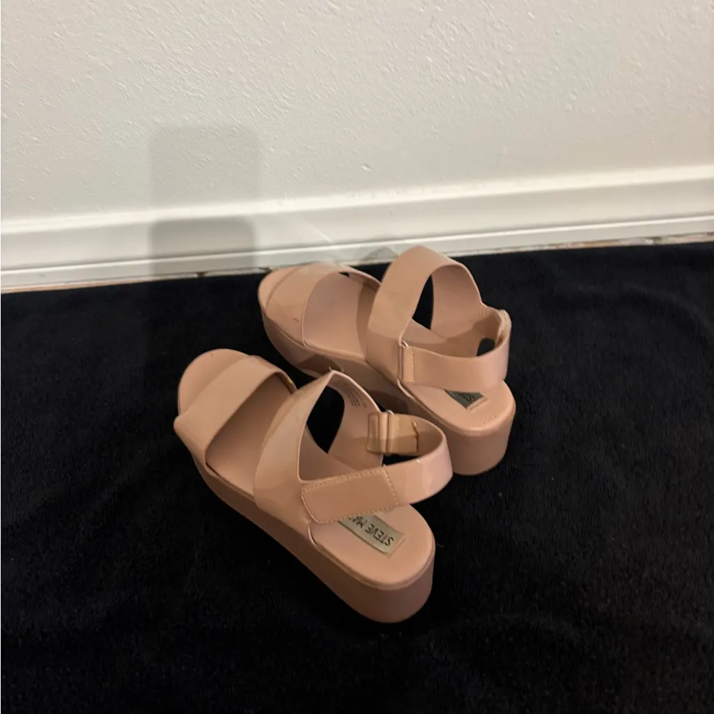 Steve Madden Women's Pinkish Tan Platform Sandals - Image 2