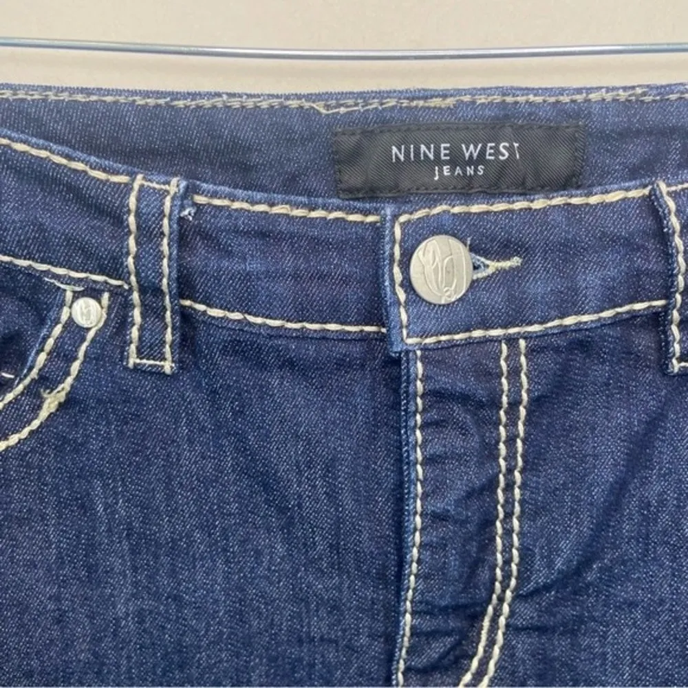 Nine West Dark Wash Blue Jean Denim Skirt Bling Gem Embroidery Pockets Sz 8/28 - Image 5