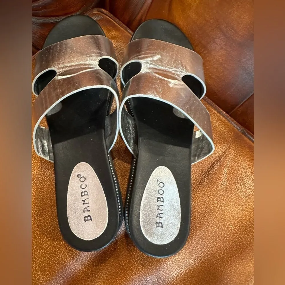 Bamboo sandals silver top SZ 7 - Image 5