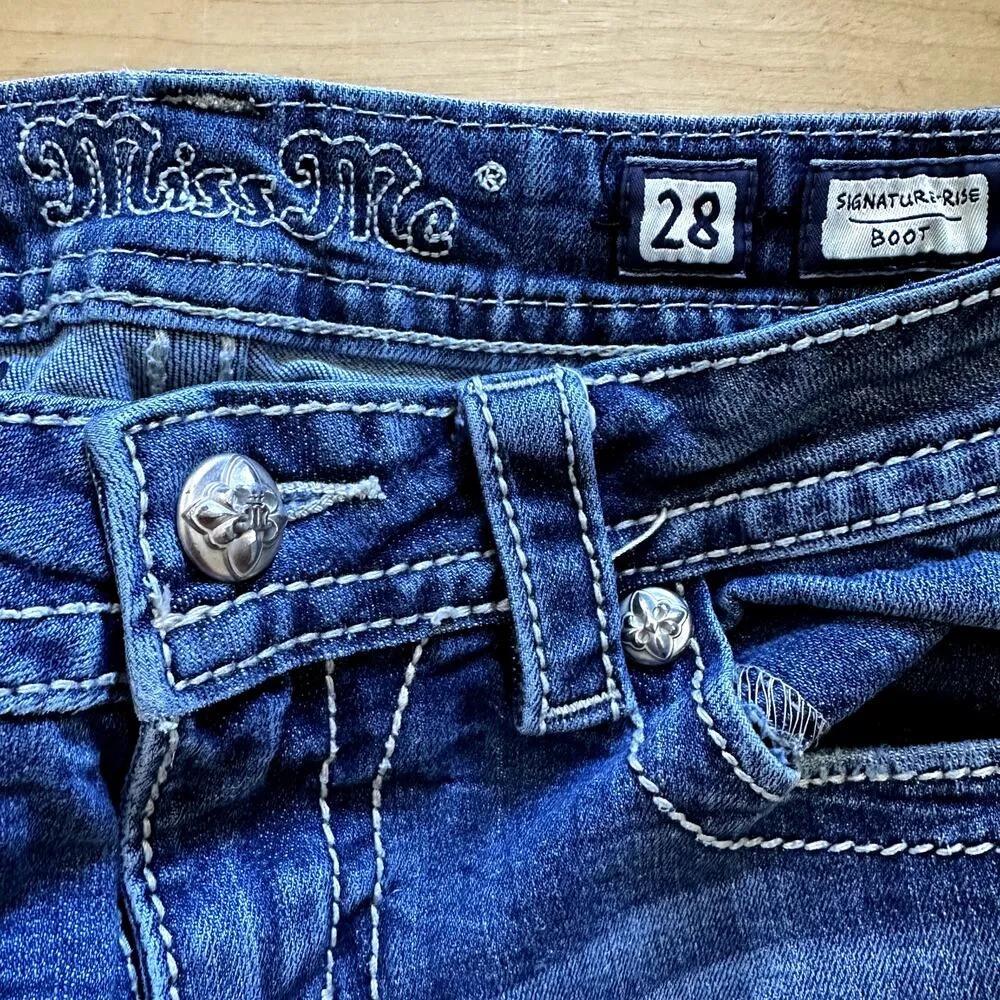 Miss Me Signature Rise Bootcut Jeans Rhinestone Sequin Medium Wash Blue 28 - Image 4