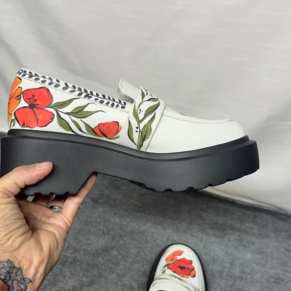 Wild Fable Hand Painted Floral Loafers with Red and Orange Blooms NWOT - Image 3