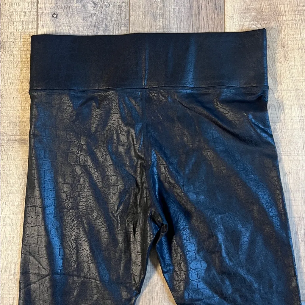 Cut the Frills High Rise Faux Leather Black Leggings Size XL - Image 4