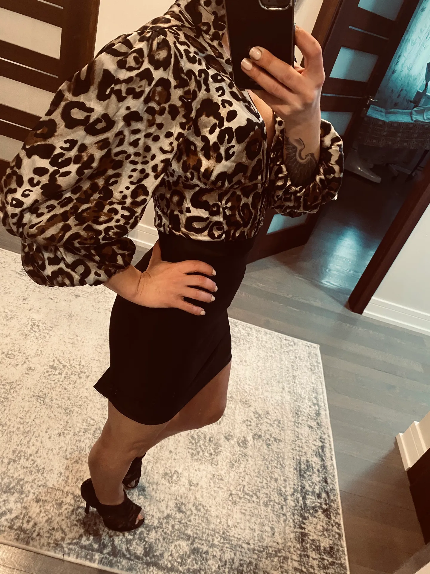 Bebe Silk Blouse With Puffy Sleeves - Image 4