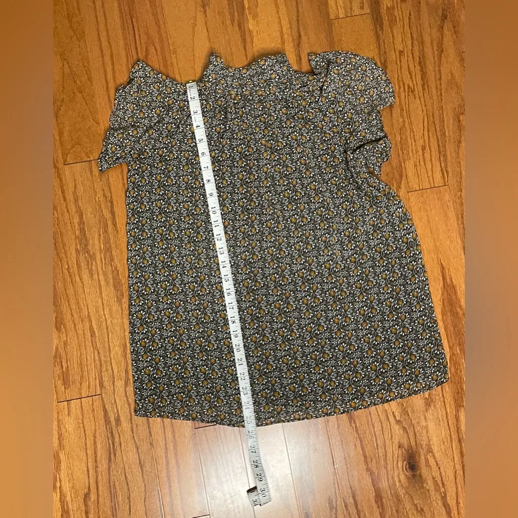 Michael Kors- Black and Gold Floral Blouse Size S - Image 5