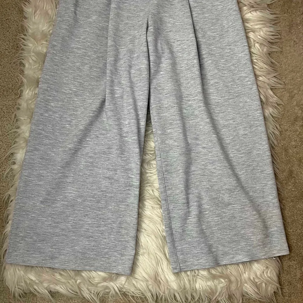 Lululemon Can You Feel The Pleat Crop *21" Gray Size 4 - Image 6