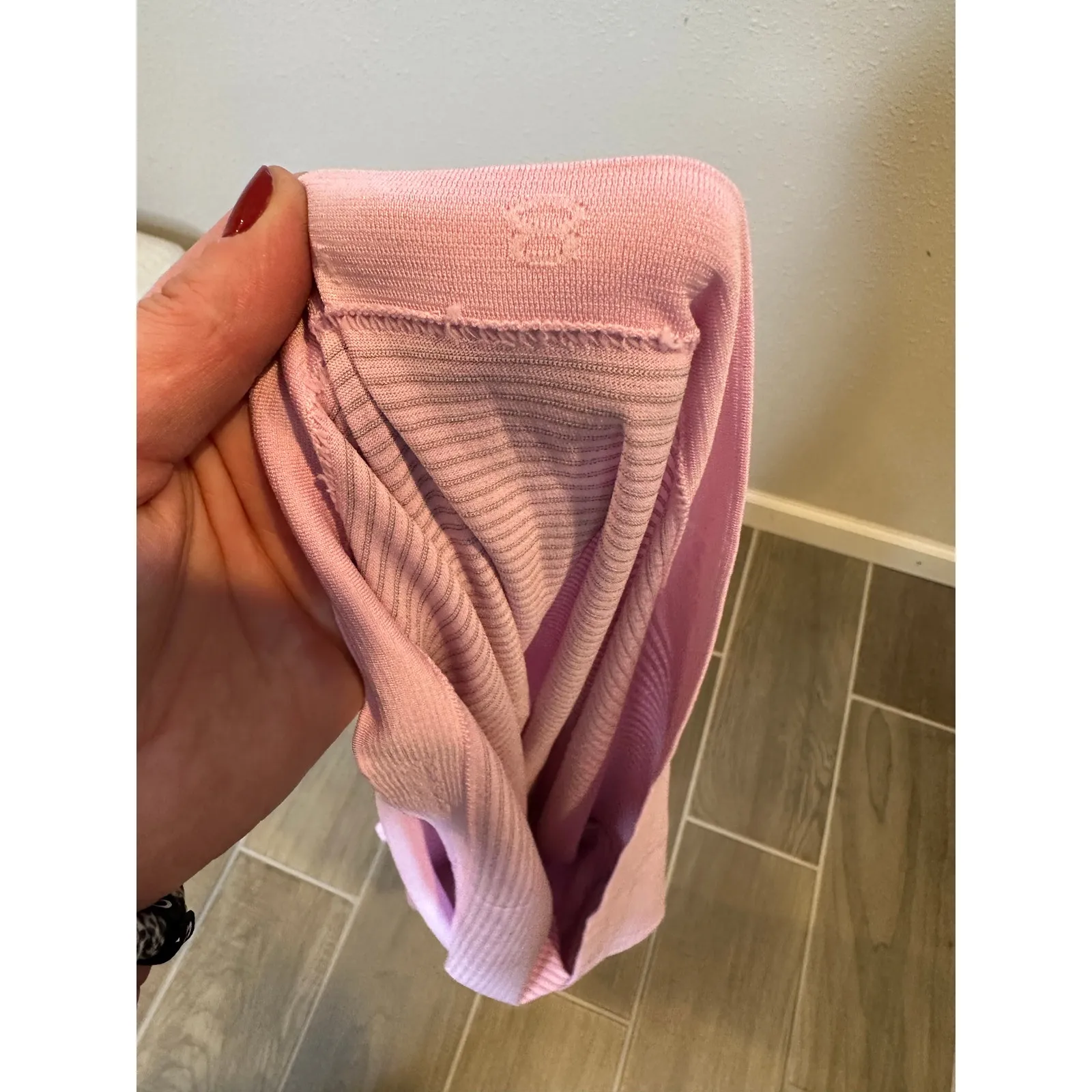 Swiftly tech tee hip length - Image 3