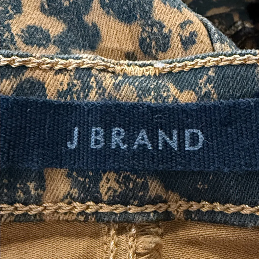 J Brand Alana High Rise  Crop Animal Print Jeans - Image 10