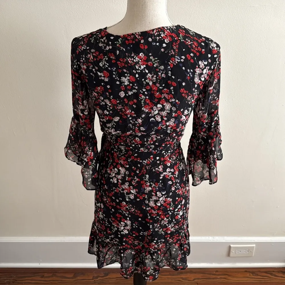 NEW Lucy Paris Red/Black Floral Wrap w/ Side Tie & Ruffle Sleeve/Skirt - Image 7