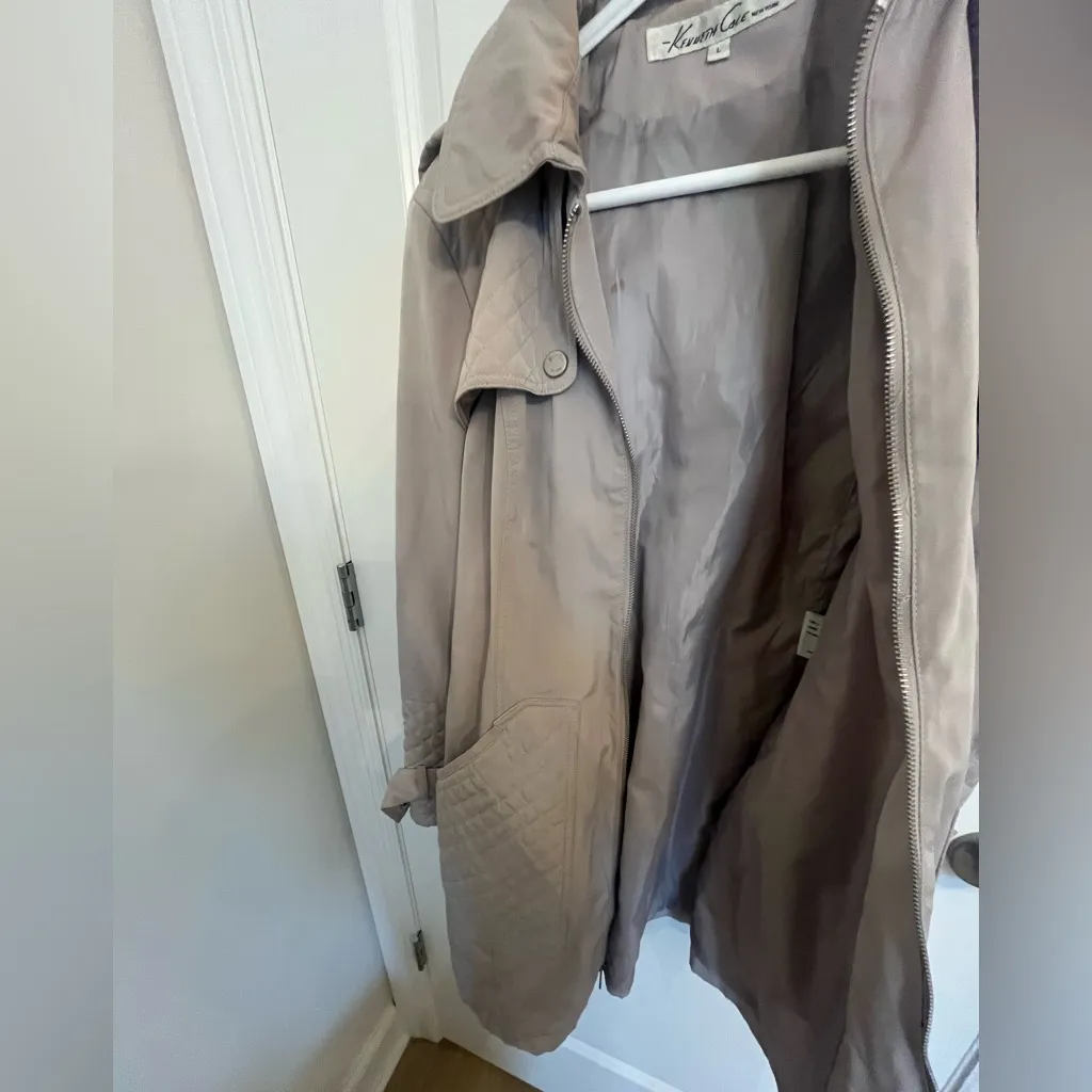 Kenneth Cole New York Quilted Tan Trench Coat Size Large - Image 10