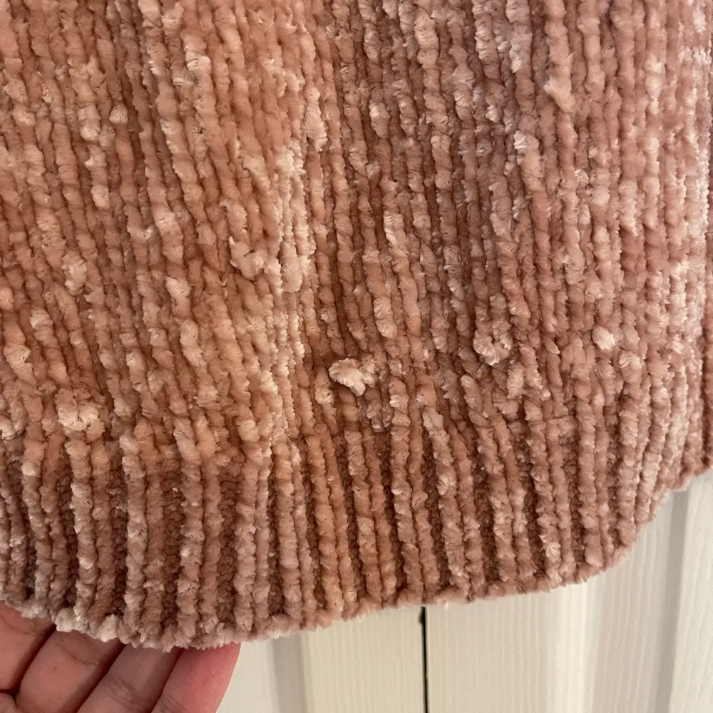 Express Super Soft Chenille Knit Long Sleeve Chunky V-neck Sweater Small - Image 6