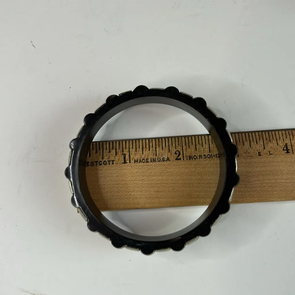 Y2K Two vintage striped wide bangle bracelets - Image 5