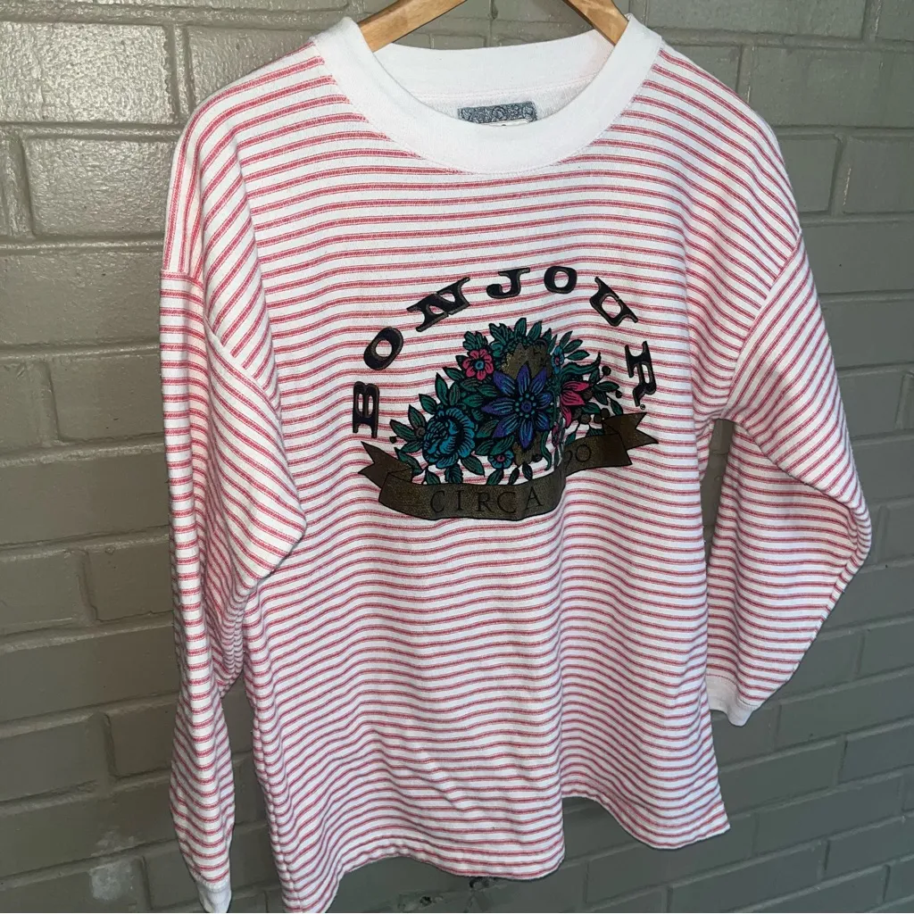 Vintage Bonjour Floral Sweatshirt with “Circa 1990” Embroidered M - Image 3