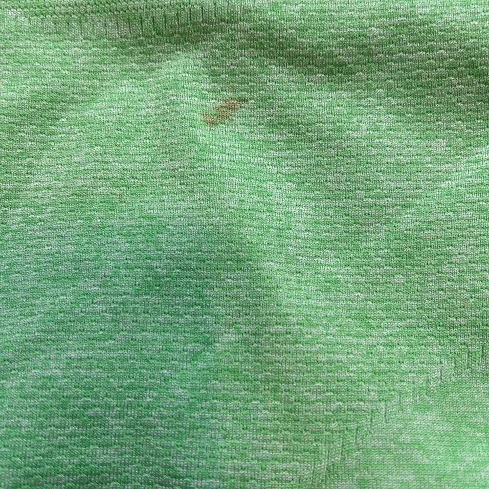 Athleta Fastest Track Lime Green Short Sleeve Top. Size Medium. - Image 11