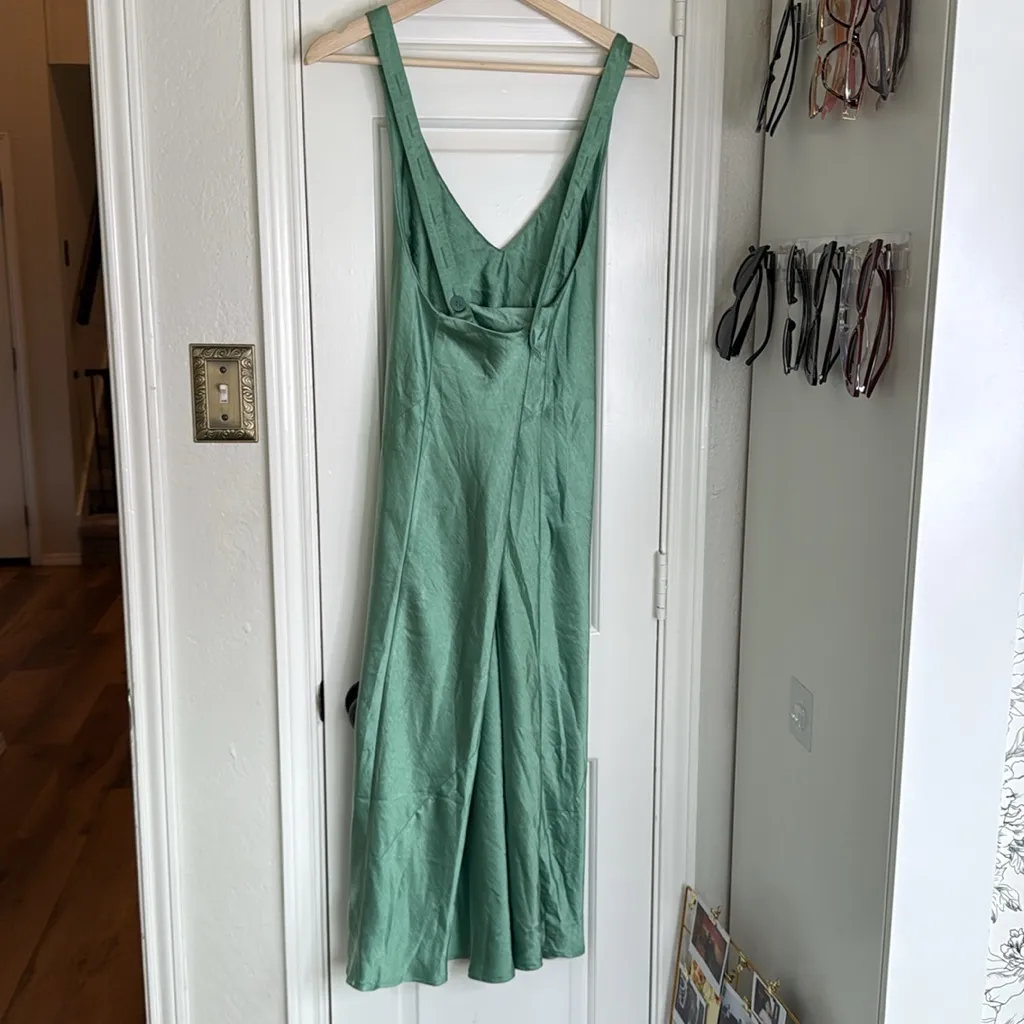Wildfang empower satin midi dress mermaid green Size L - Image 8
