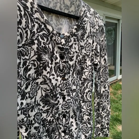 Talbots medium Black Cream Floral Shimmer Gold Women’s Cardigan‎ Sweater - Image 7