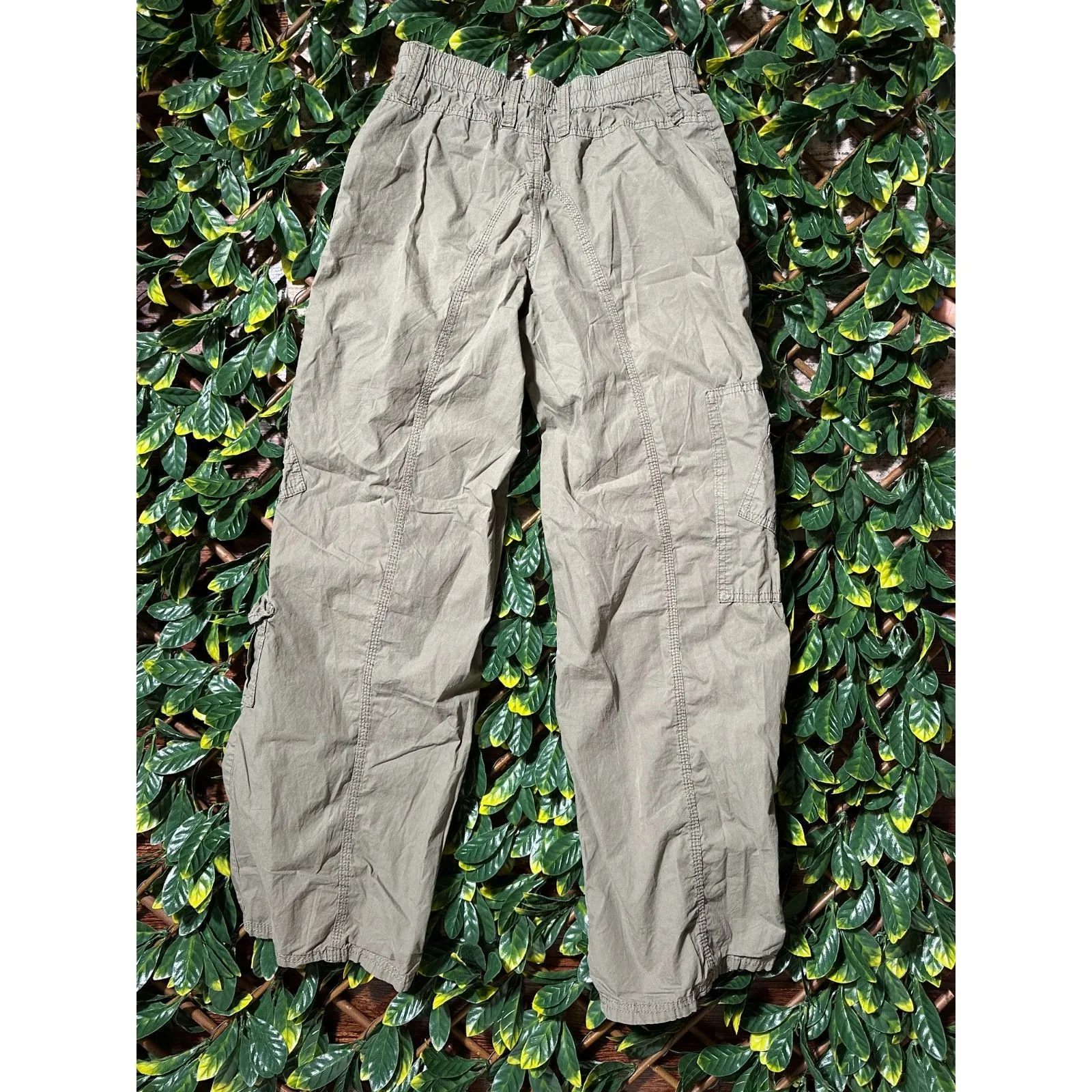 BDG Y2K Cargo Green Cargo Pants Size Small - Image 2