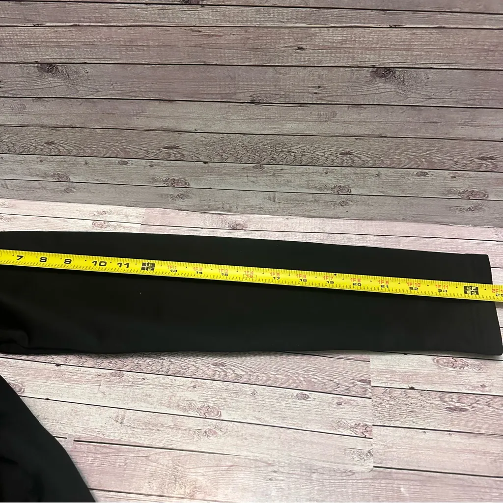 Real Madrid Elegant Black Jacket with Pink Trim size XS - Image 6