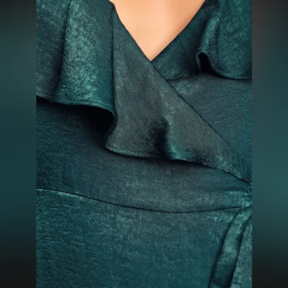 Moriah Emerald Green Satin Wrap Maxi Dress - Image 3