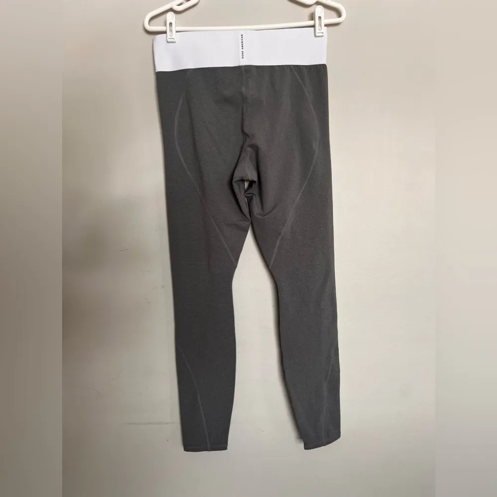 NWOT Good American The Icon Core Set Leggings & Bra Gray - Image 6