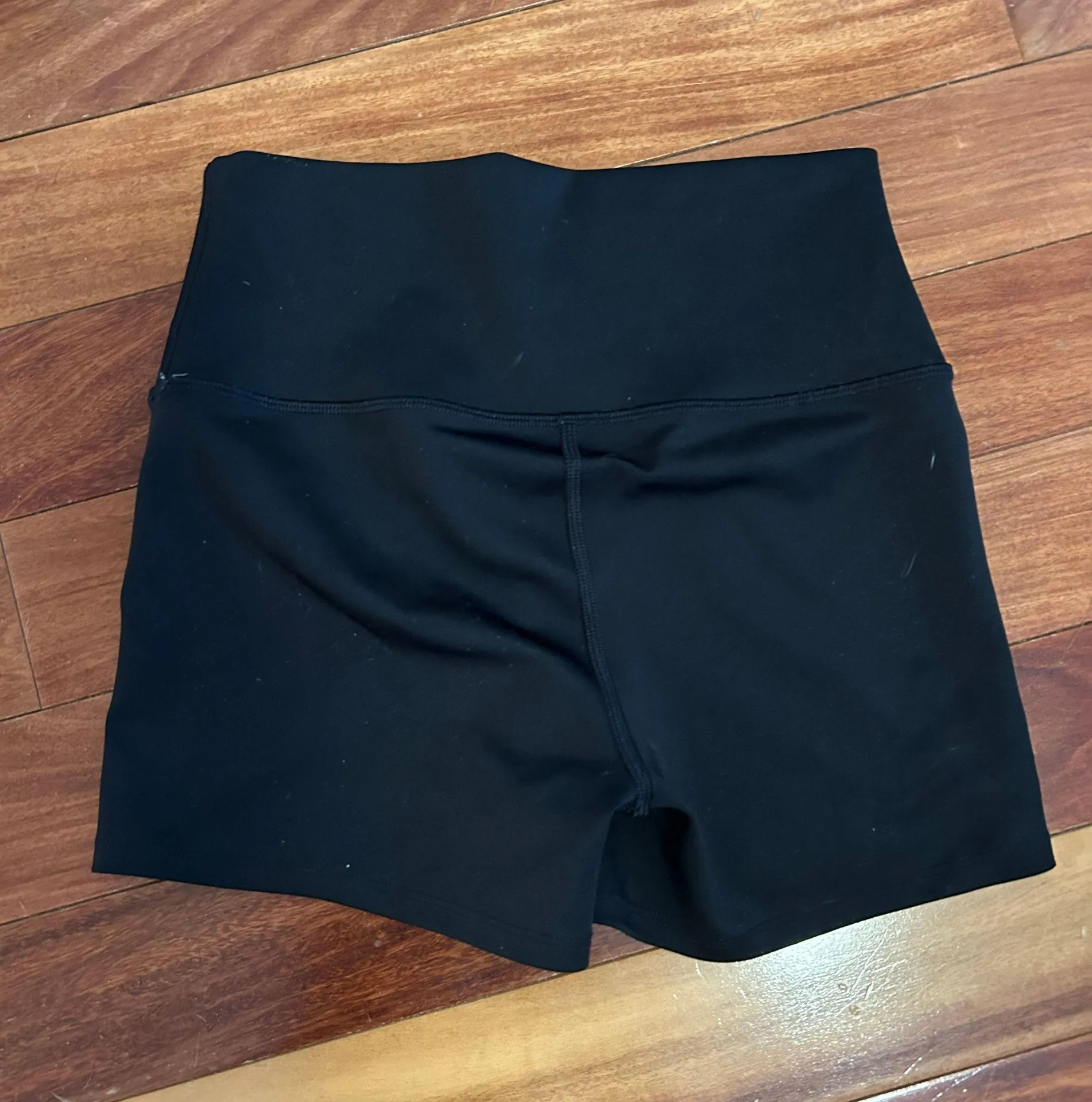 Alo Shorts  - Image 8